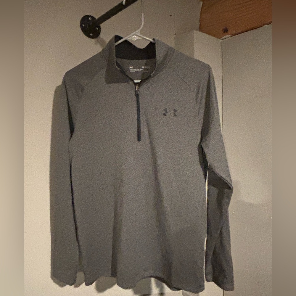 Under Armour Men's Charcoal Lightweight Quarter Zip